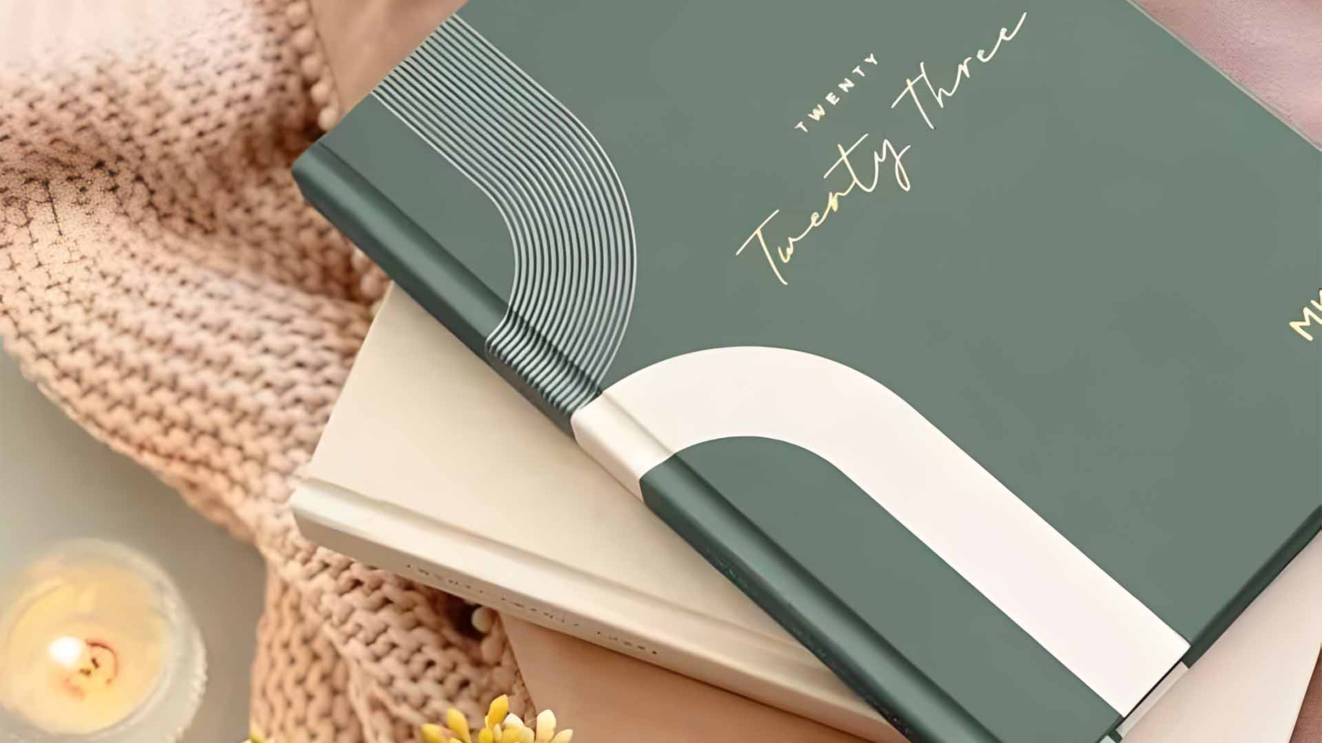 Mise en scène cozy d'un bullet journal
