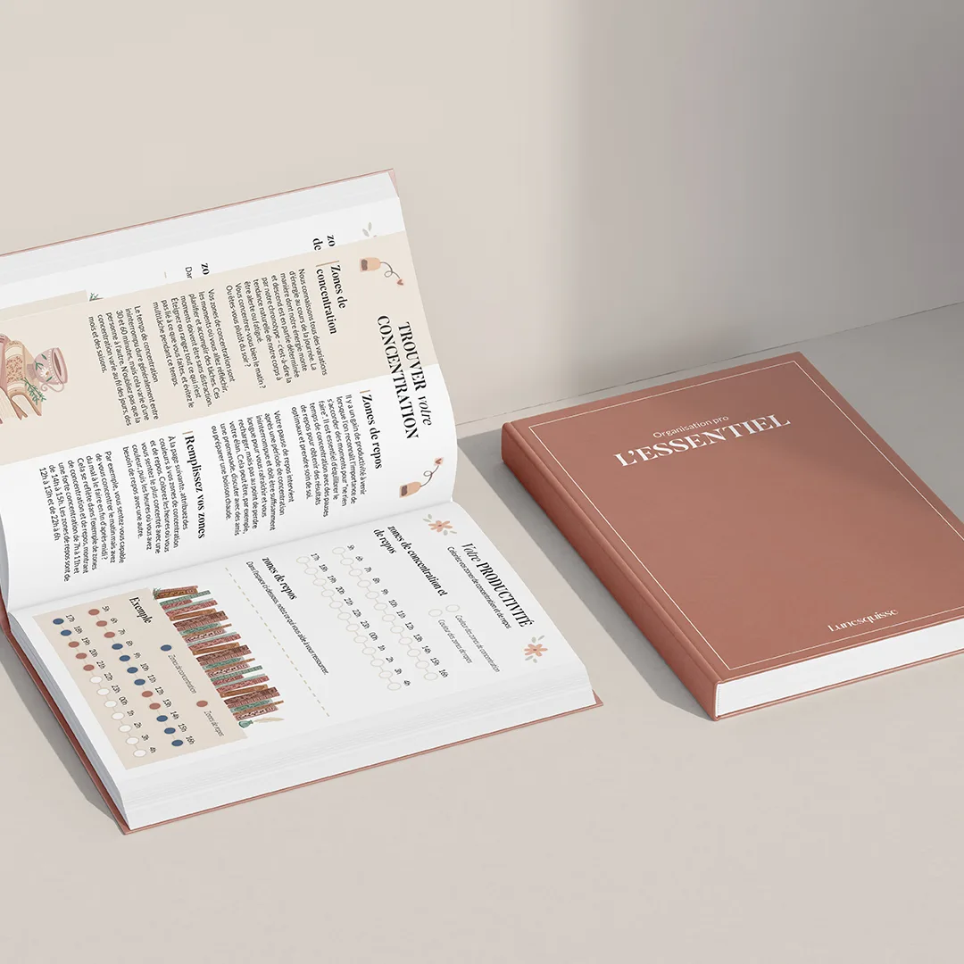 L'essentiel mockup double page info et couverture TERRACOTTA