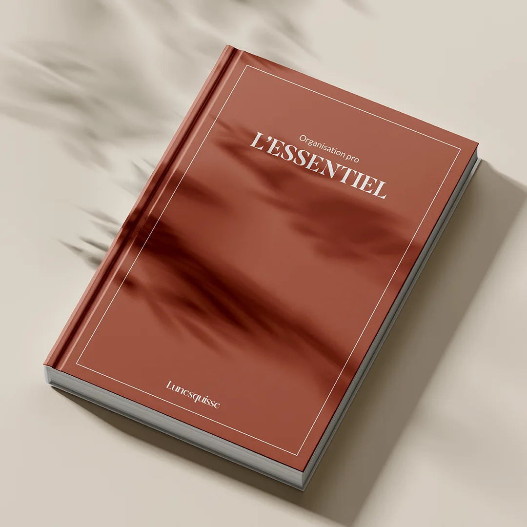 Mockup - l'essentiel - 1ere de couverture - TERRACOTTA